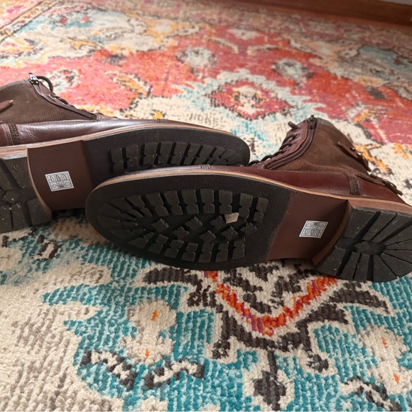 Men’s Crown Vintage Leather Lace Up Boots - Picture 6 of 8